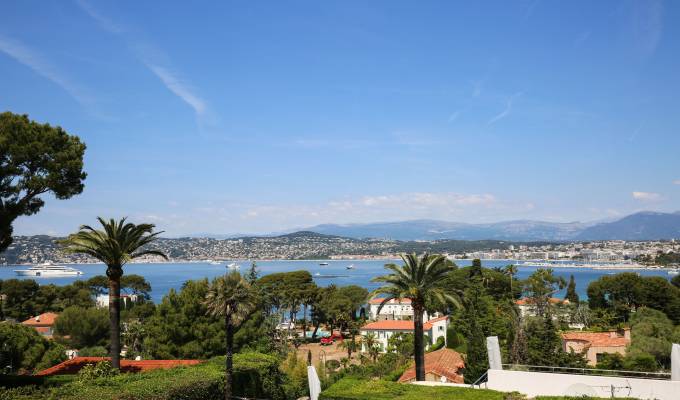 Arrendamento de curta duraçāo Villa Antibes